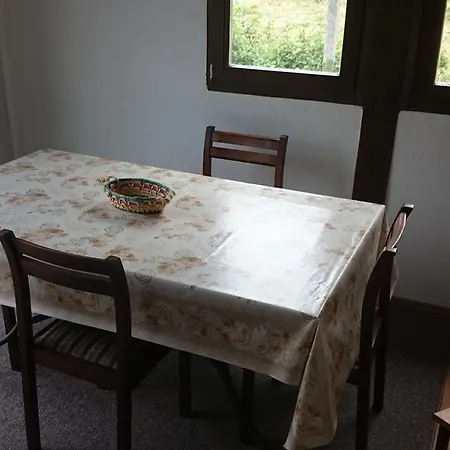 Weekend House Dubrave בית נופש *